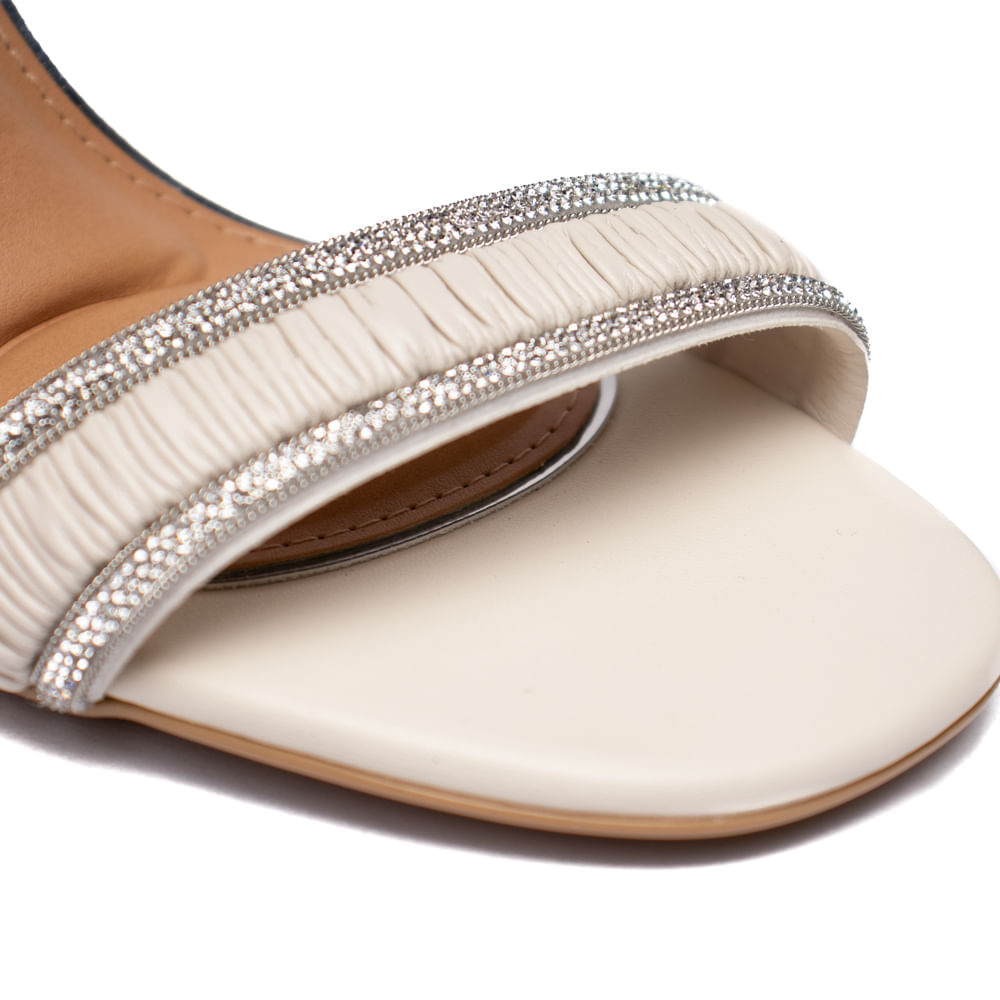 Encontraproduto.com.br - Sandália Feminina Vizzano Salto Bloco Com Brilhos Off White