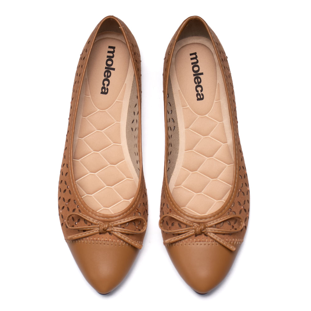 Encontraproduto.com.br - Sapatilha Feminina Moleca Lírios Bico Fino Napa com Pedrarias Caramelo