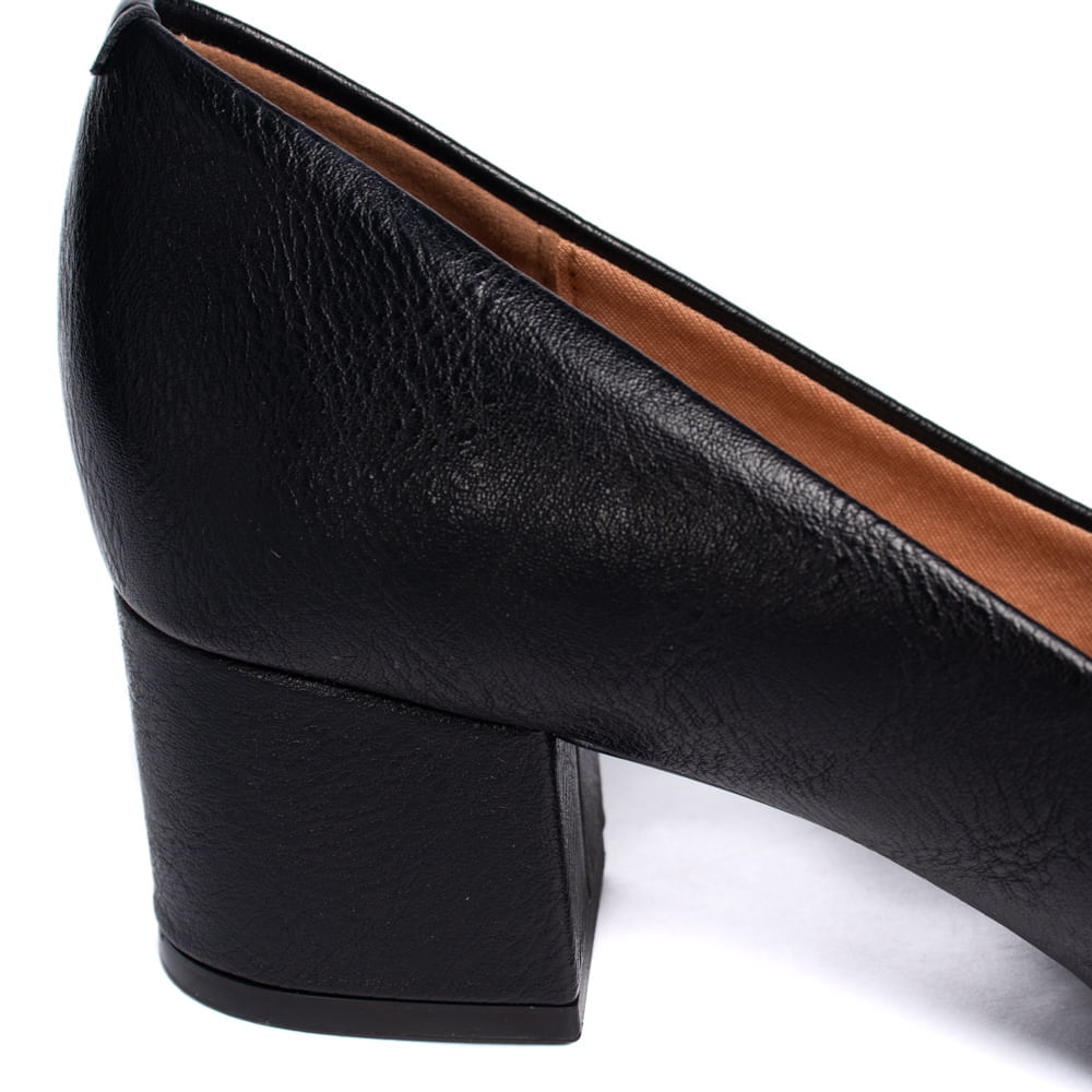 Encontraproduto.com.br - Sapato Feminino Vizzano Scarpin Salto Bloco Preto