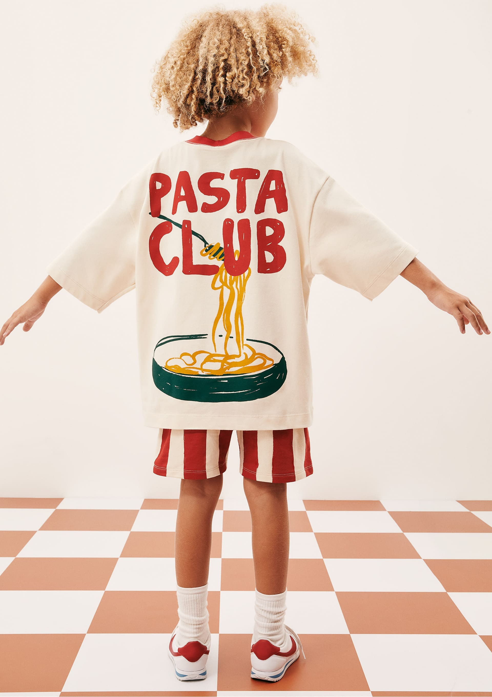 Encontraproduto.com.br - Camiseta Adulto Unissex Com Estampa Mini Me Hering Kids + Renata Vanzetto - Off white