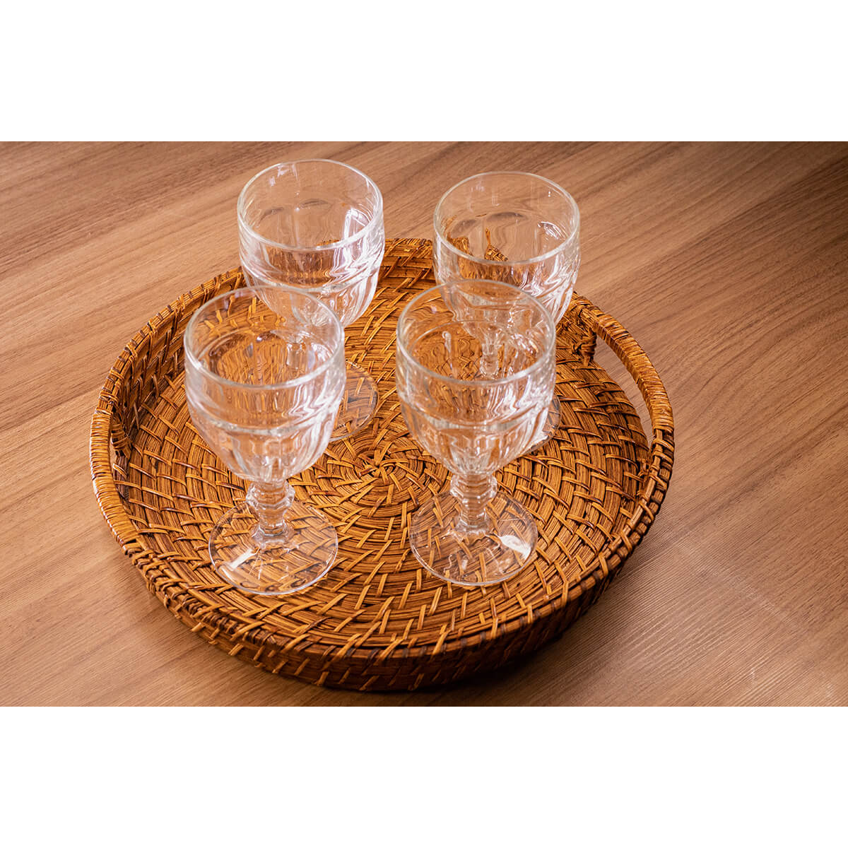 Encontraproduto.com.br - Bandeja Redonda com Alça em Rattan 36cm