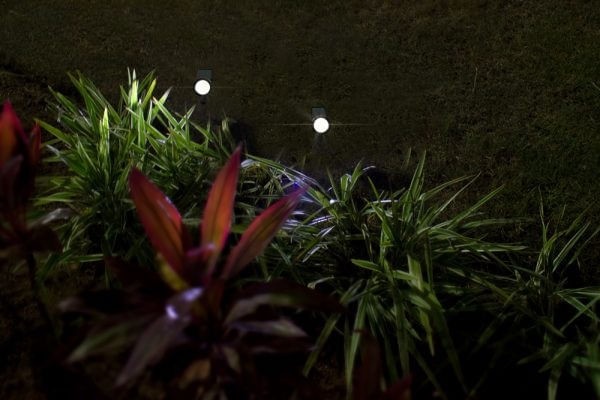 Encontraproduto.com.br - Espeto Spot Solar Led 6000k 10lm Preto Ecoforce