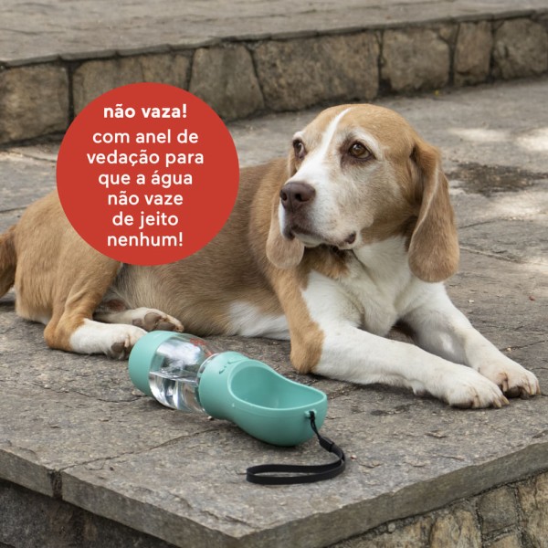 Encontraproduto.com.br - Garrafa Portátil Pet com Porta-Comida Water And Food To Go 258/200ml com Filtro de Carvão Ativado Vermelha - Fisher Price - PP259