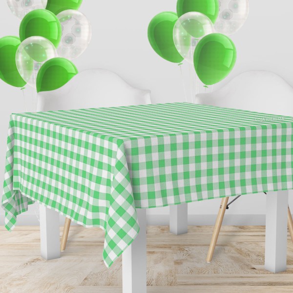 Encontraproduto.com.br - 4 Toalha Mesa TNT Xadrez Festa Junina Italiana Vd 140X140