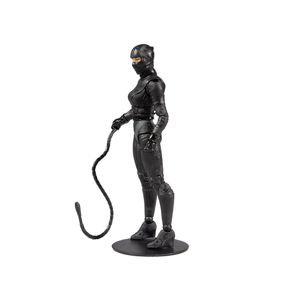 Encontraproduto.com.br - Boneca Articulada e Acessório - DC Comics Multiverse - Mulher Gato - 18 cm - Colecionável - Fun