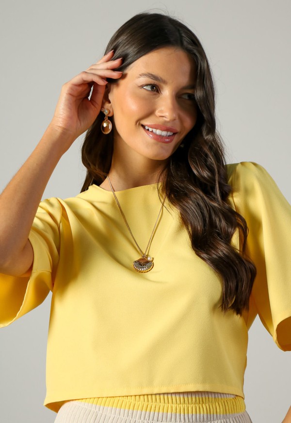 Blusa Cropped em Crepe Amarelo