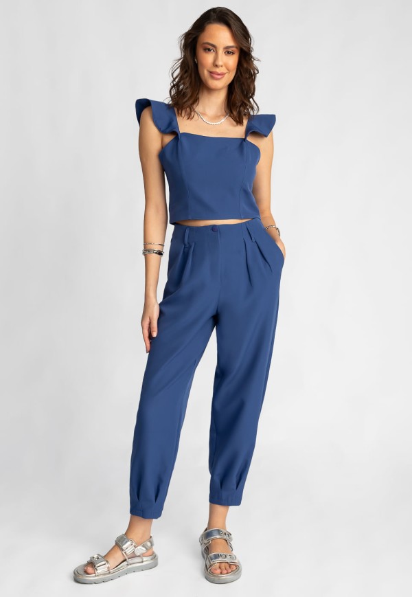 Calça Slouchy em Alfaiataria Marinho
