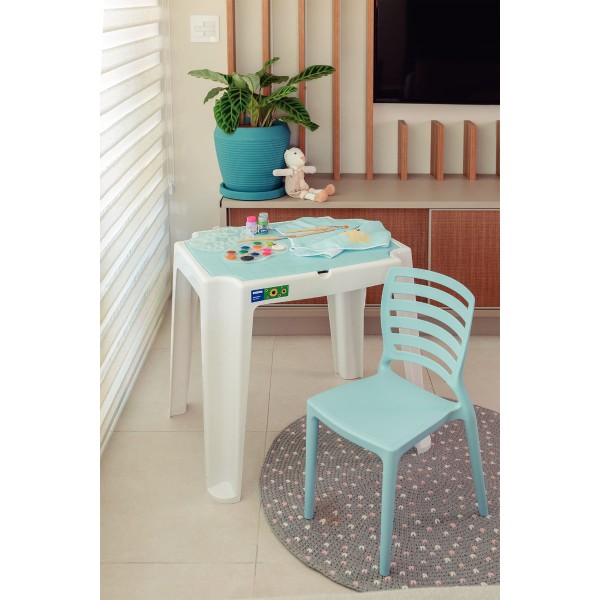 Encontraproduto.com.br - Conjunto Infantil de Mesa e Cadeira Tramontina Beni Azul em Polipropileno com Quadro de Atividades