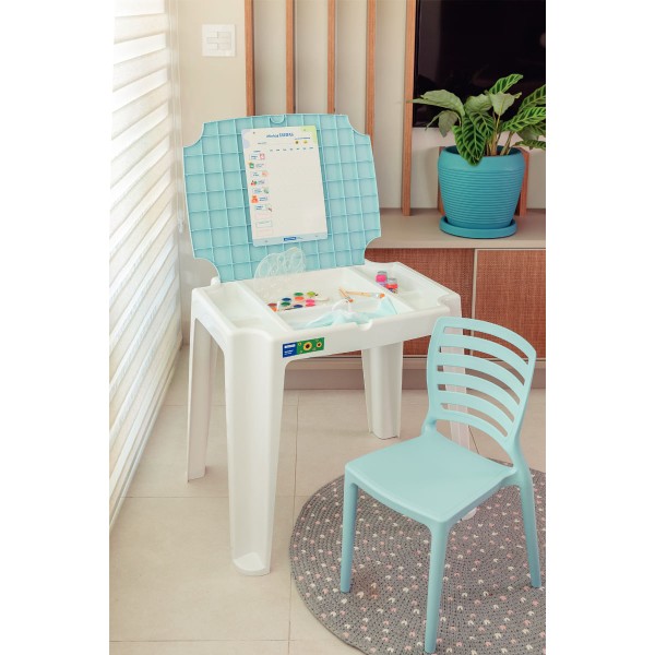 Encontraproduto.com.br - Conjunto Infantil de Mesa e Cadeira Tramontina Beni Azul em Polipropileno com Quadro de Atividades