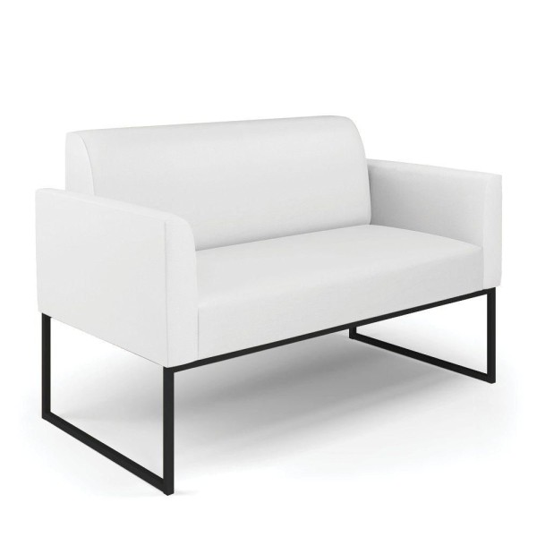 Sofá Namoradeira Base Industrial Preto Marisa Corino D03 - D'rossi Cor Branco