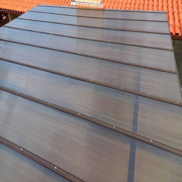 Encontraproduto.com.br - Policarbonato Alveolar Bronze 4mm - 2,10m x 6,00m - Glanze