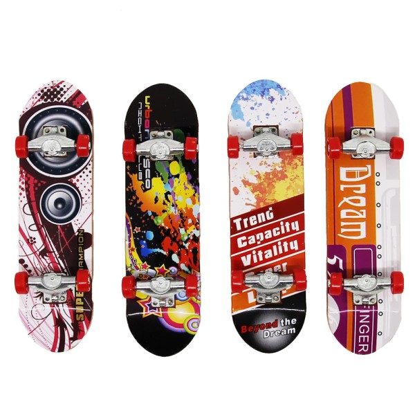 Encontraproduto.com.br - Kit Com 4 Skates Colecionáveis e Ferramentas Extremo e Radical Toyng