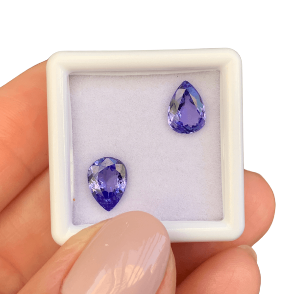Tanzanita Gota Par 2,13ct