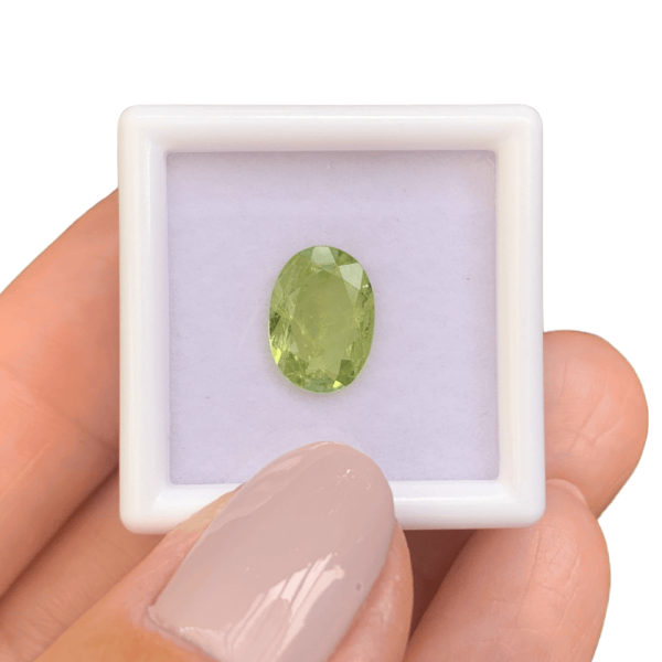 Turmalina Verde Amarelada Oval 1,76ct