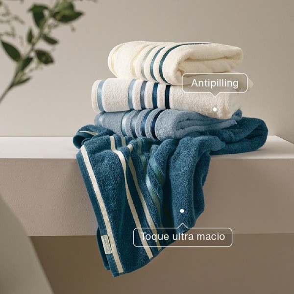 Encontraproduto.com.br - Toalha de Banho Karsten Fio Penteado Lumina Branco/ Azul