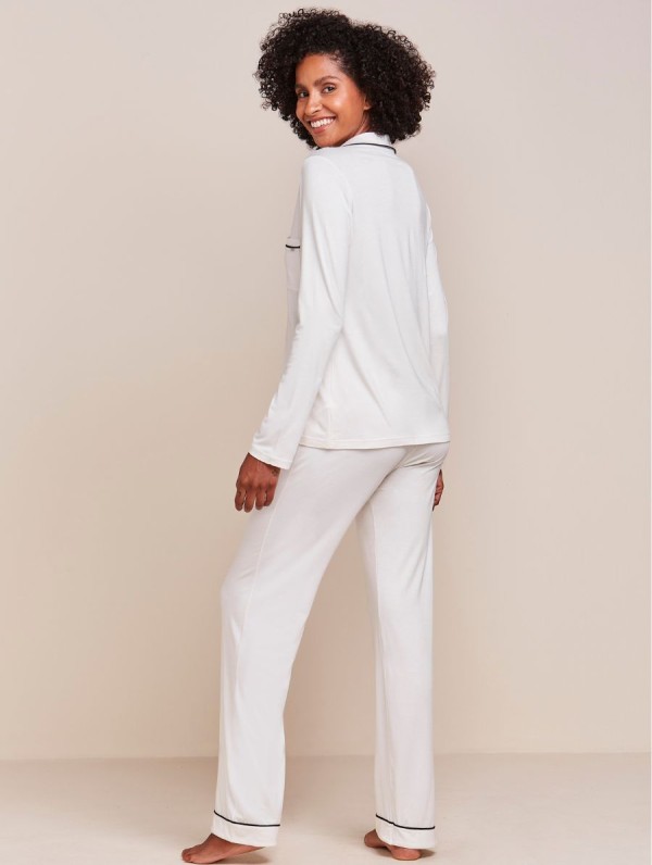 Encontraproduto.com.br - Pijama Longo Em Viscose Com Vivo Contrastante Flora Off White