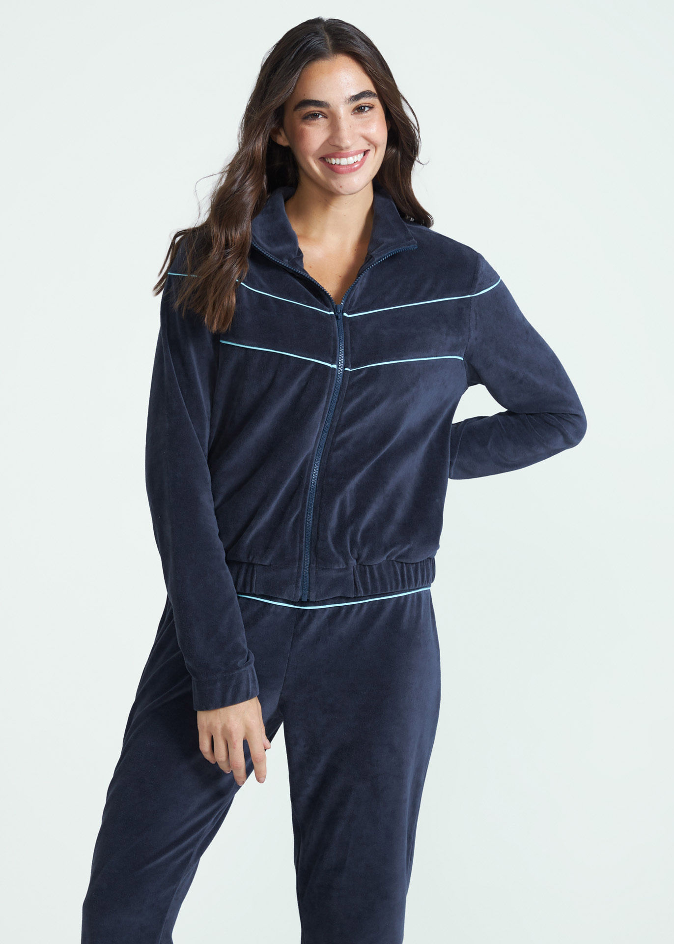 Casaco Feminino Plush Recortes