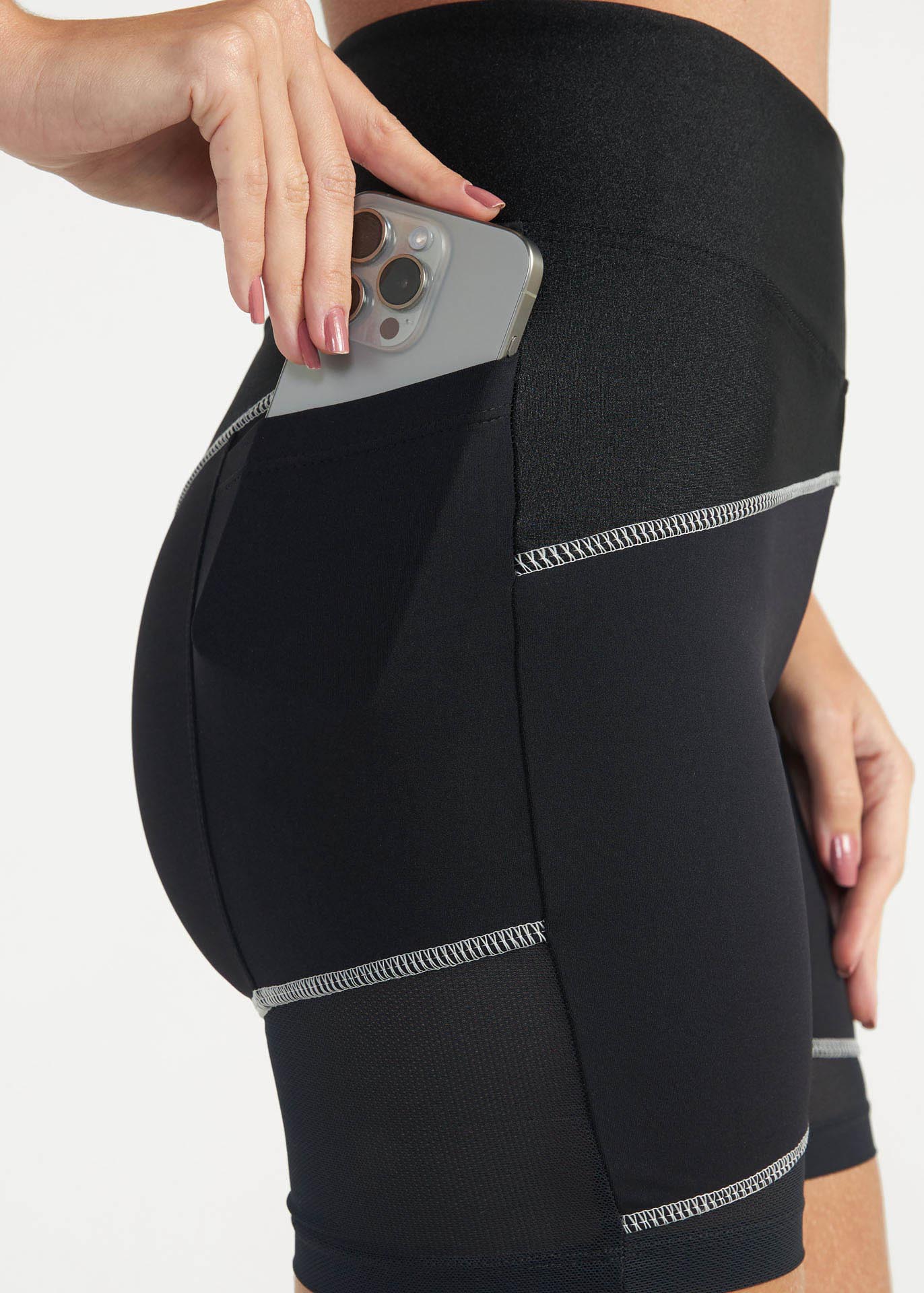 Encontraproduto.com.br - Bermuda Feminina Slim Patch
