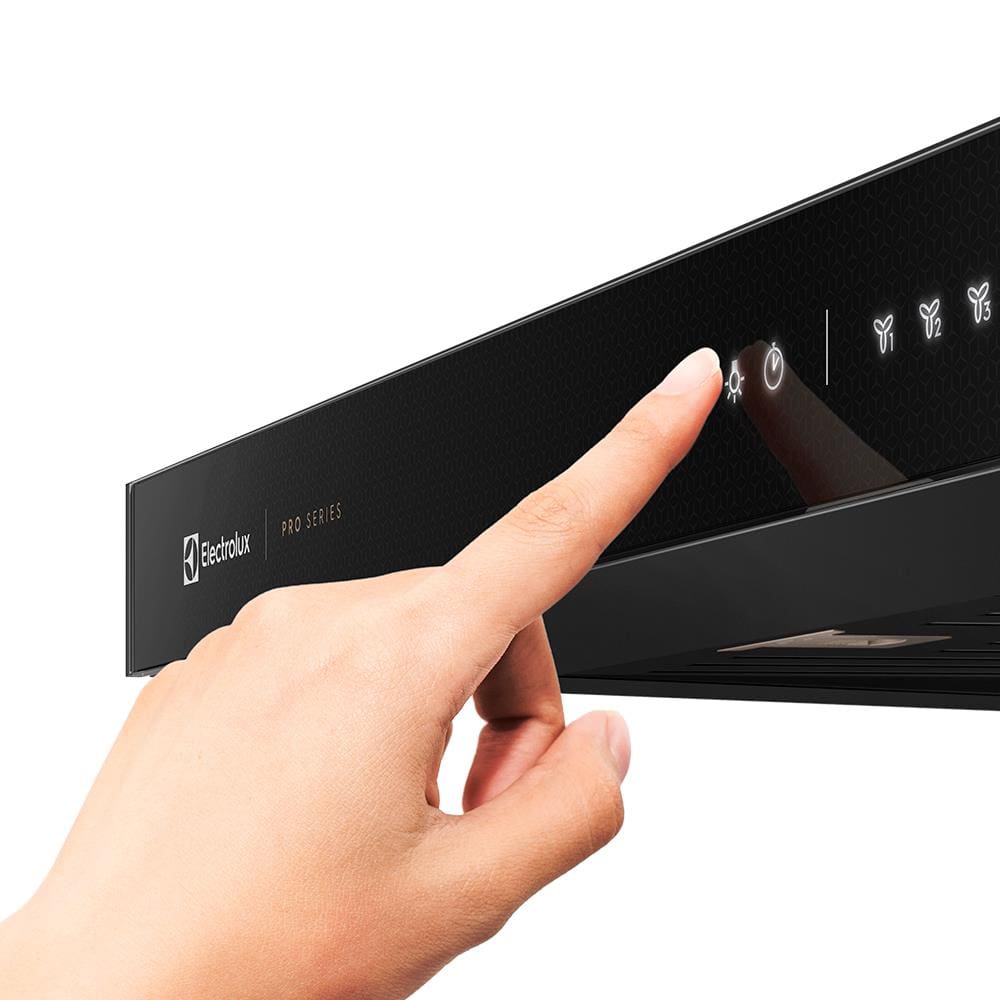 Encontraproduto.com.br - Coifa de Parede Electrolux 90cm Preta Pro Series com Painel Touch e Filtro Baffle (90CTV)