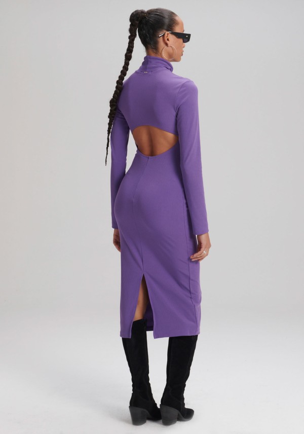 Vestido Canelado Super Midi Com Fenda
