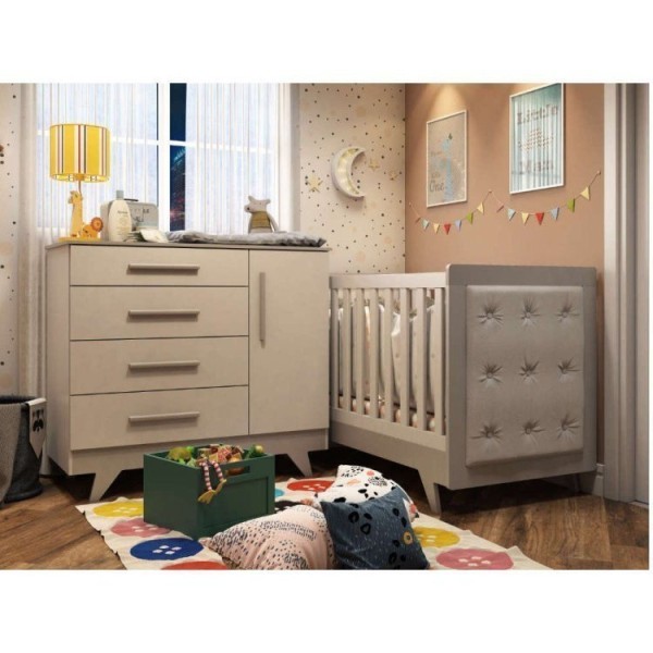 Quarto de Bebê com Cômoda 1 Porta 4 Gavetas e Berço com Capitonê Retrô Jolie Branco Brilho/Cinza