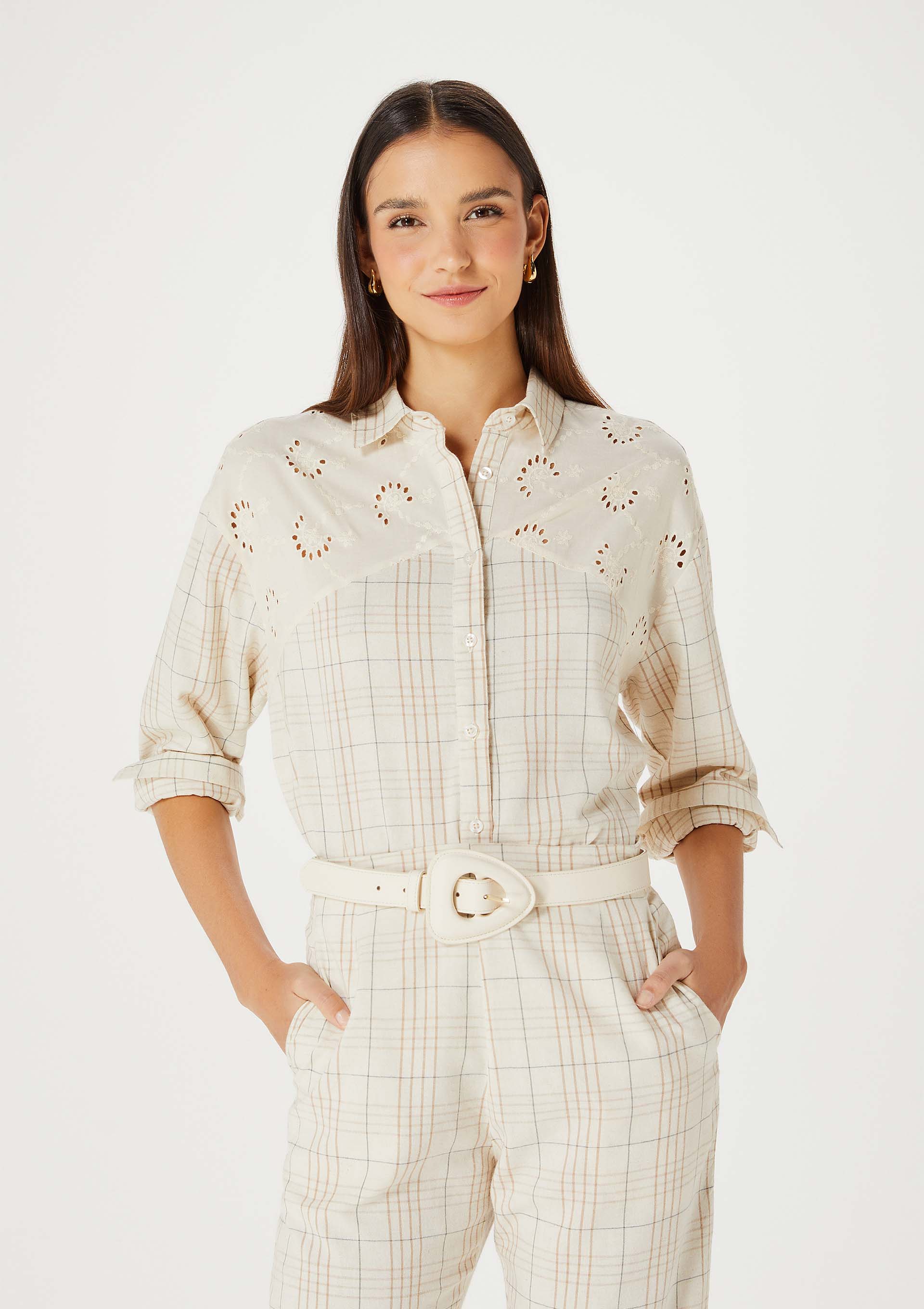 Camisa Feminina Manga Longa Em Laise - Bege