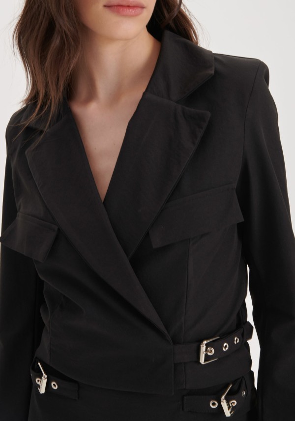 Encontraproduto.com.br - Blazer Curto com Fivela