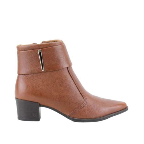 Bota Feminino Em Couro Cano Baixo Pegada Marrom