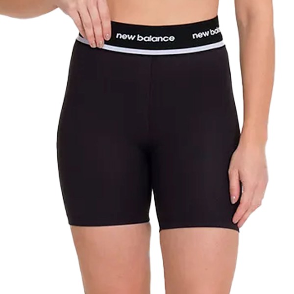 Bermuda Feminina New Balance Essentials Preto/Branco