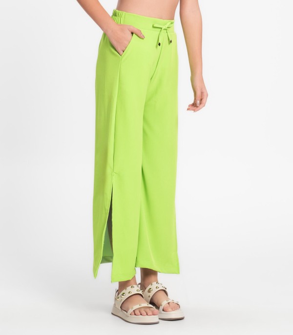 Encontraproduto.com.br - Calça Juvenil Feminina Em Crepe Light Minty Verde