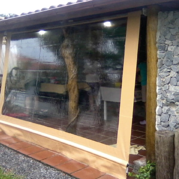Encontraproduto.com.br - Toldo Cortina Ocre c/ visor - 1,70m x 2,40m - kit completo