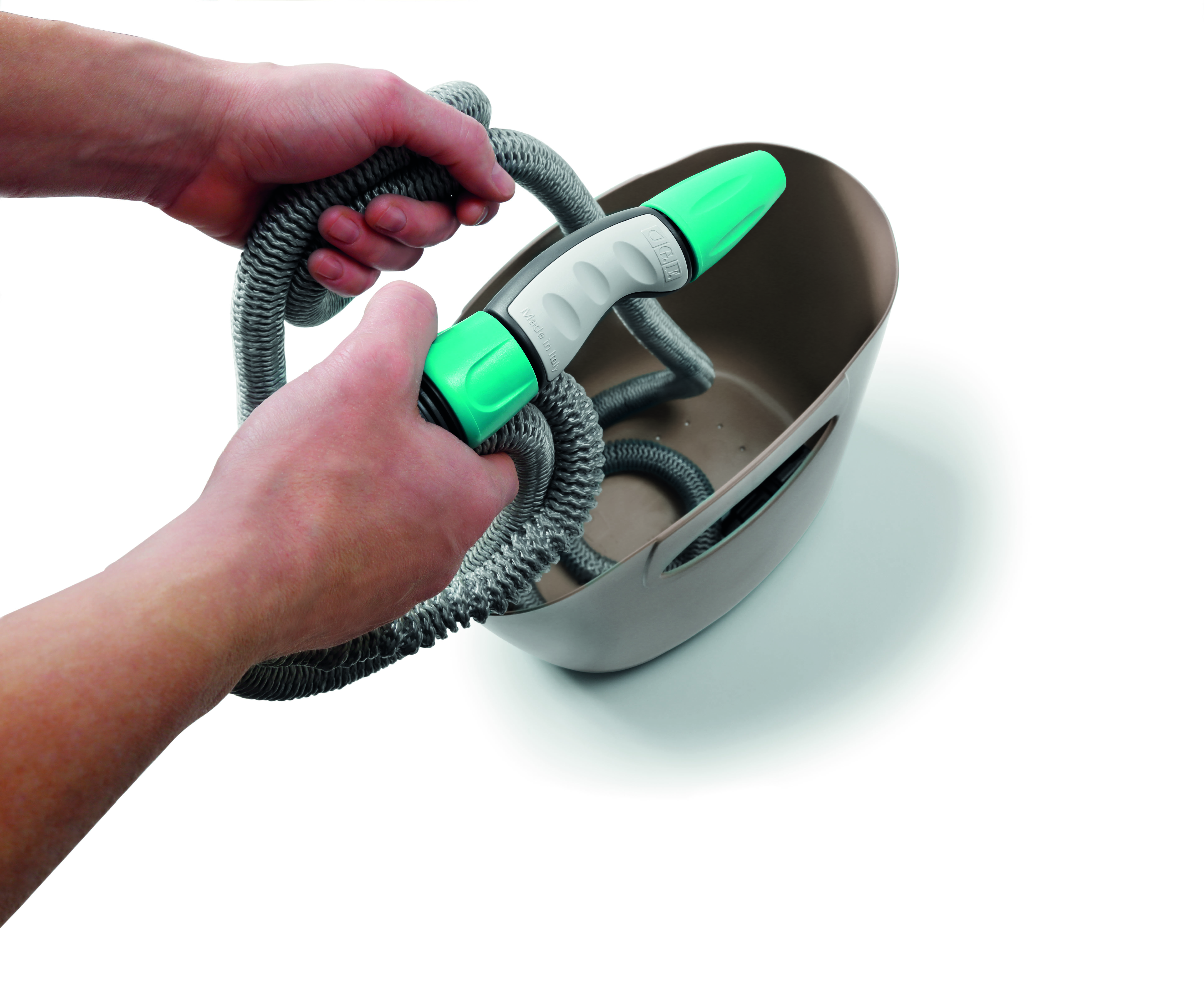 Encontraproduto.com.br - Mangueira de jardim Aquapop 15m cinza GF Garden