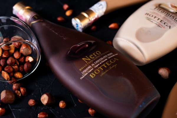 Encontraproduto.com.br - Licor Ita Bottega Nero Garrafa 500ml