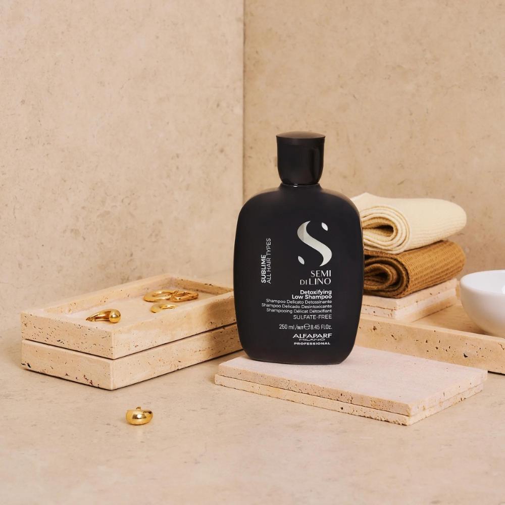 Encontraproduto.com.br - Alfaparf Semi di Lino Sublime Detoxifying Low Shampoo 250ml