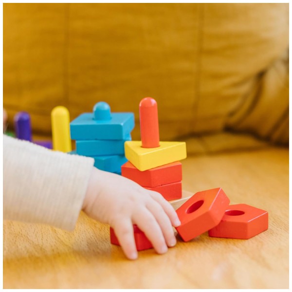Encontraproduto.com.br - Kit de Empilhar e Classificar Infantil de Madeira com 15 Peças para Crianças Acima de 2 Anos, Melissa & Doug
