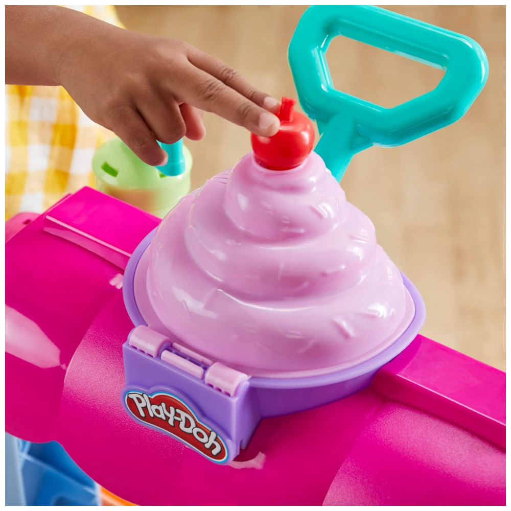 Encontraproduto.com.br - Play-Doh Kitchen Creations Caminhão de Comida Doces e Guloseimas - Brinquedo para Crianças com 12 Potes de Massa de Modelar, 3 anos