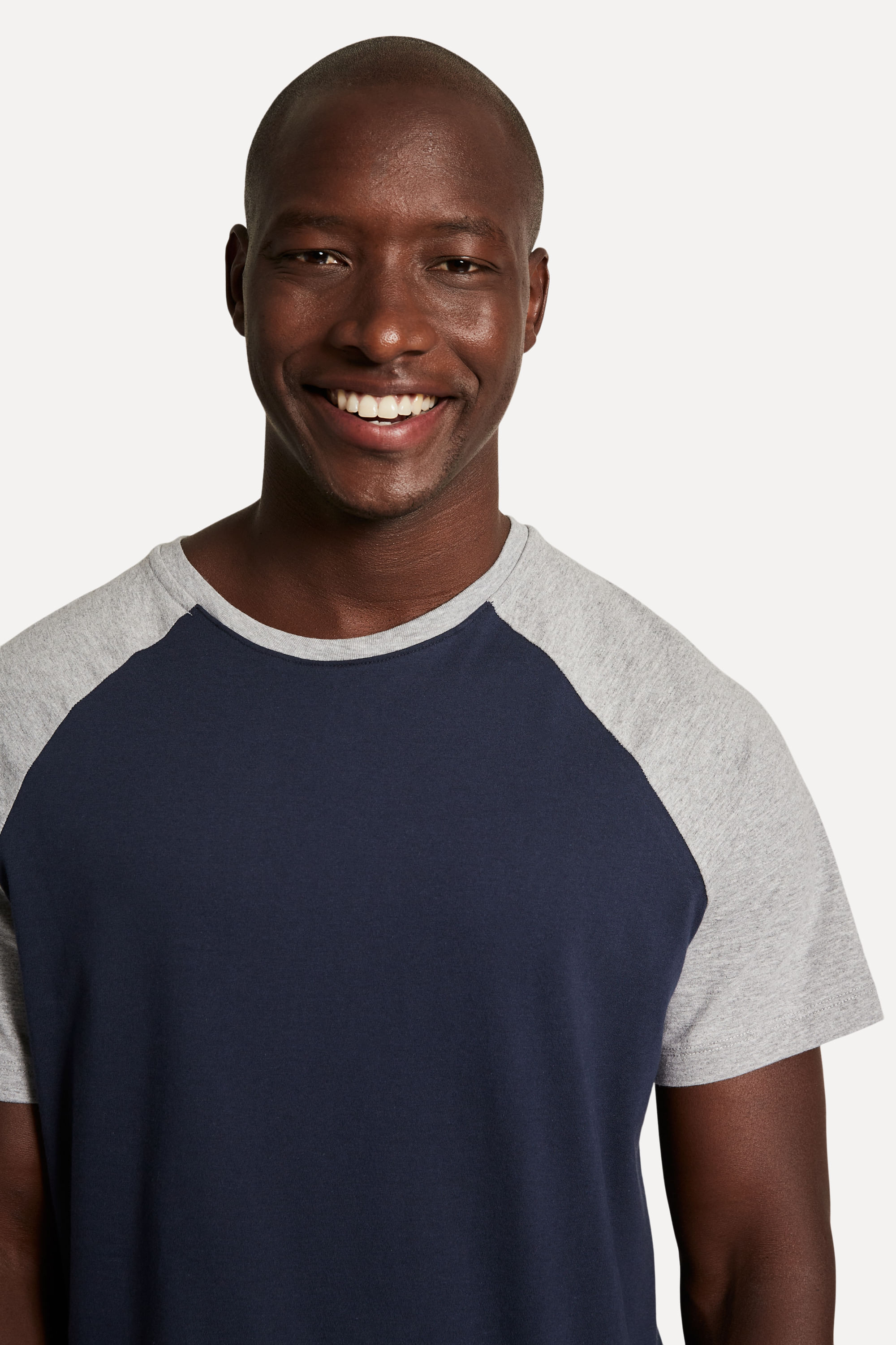 Camiseta Raglan Basica