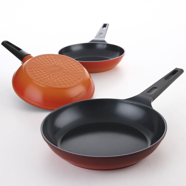 Encontraproduto.com.br - Frigideira Com Revestimento Cerâmico 30cm Linha Amie Neoflam