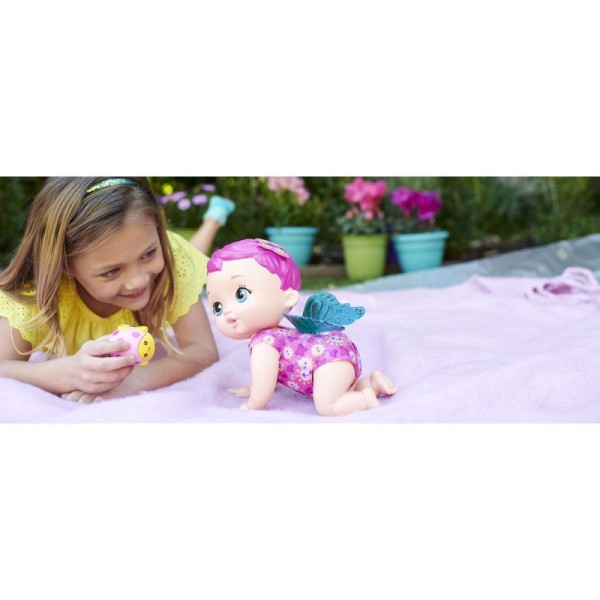 Encontraproduto.com.br - BONECA MGB BORBOLETA ENGATINHA E RI