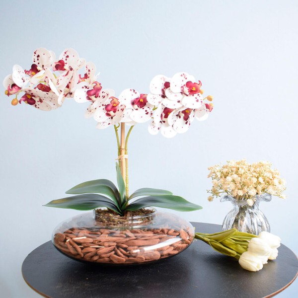 Encontraproduto.com.br - Arranjo Duas Orquídeas Artificiais Tigre no Vaso de Vidro | Formosinha