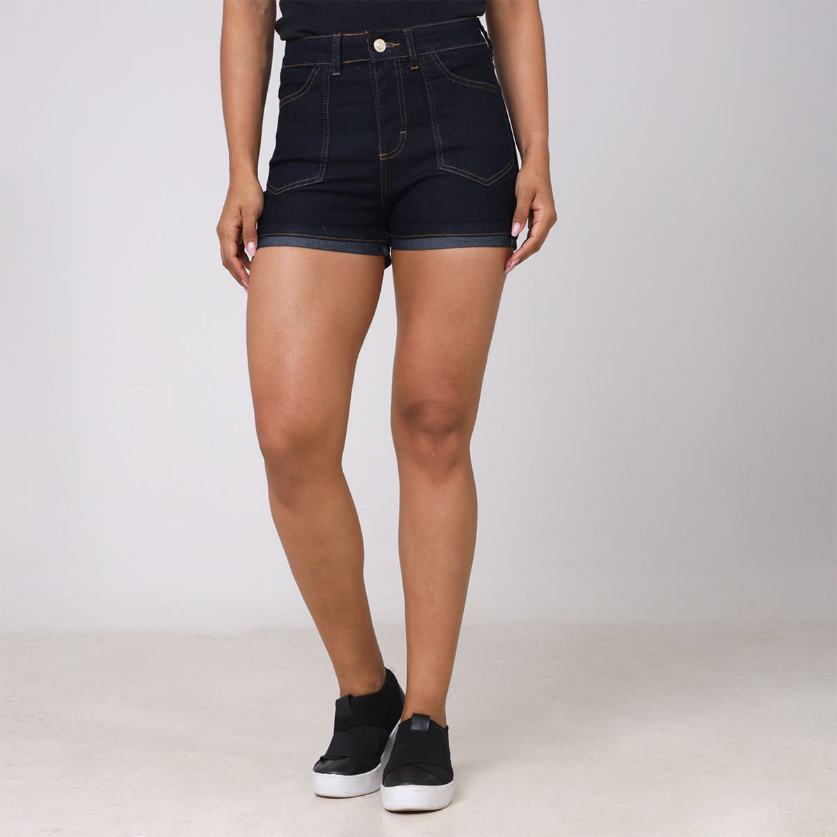 Short Jeans Com Barra Diferenciada  - SAWARY
