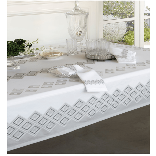 Toalha De Mesa Lozeng Retangular Linha K 150X270cm - Kacyumara