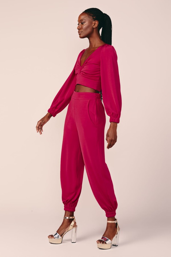 Encontraproduto.com.br - BLUSA CROPPED MOLETOM -CHERRY