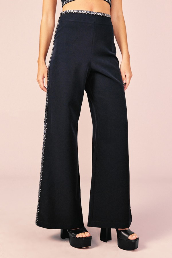 Encontraproduto.com.br - CALÇA RETA BORDADA - PRETO